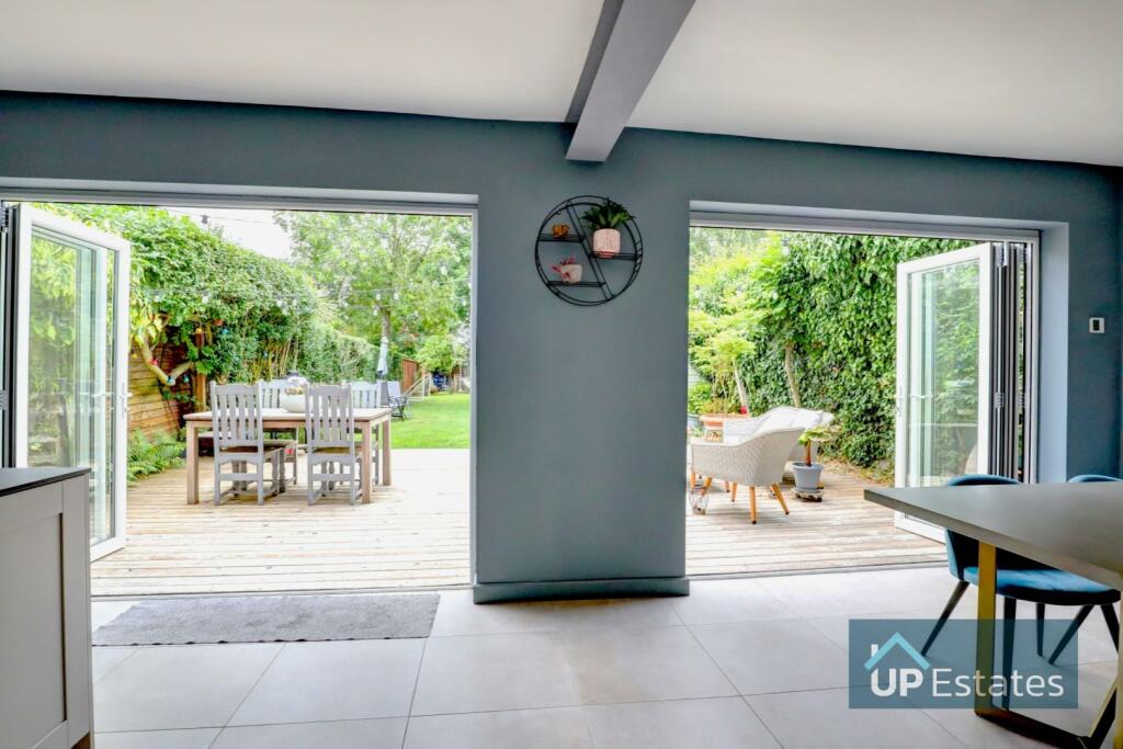 Doors To Garden.jpg