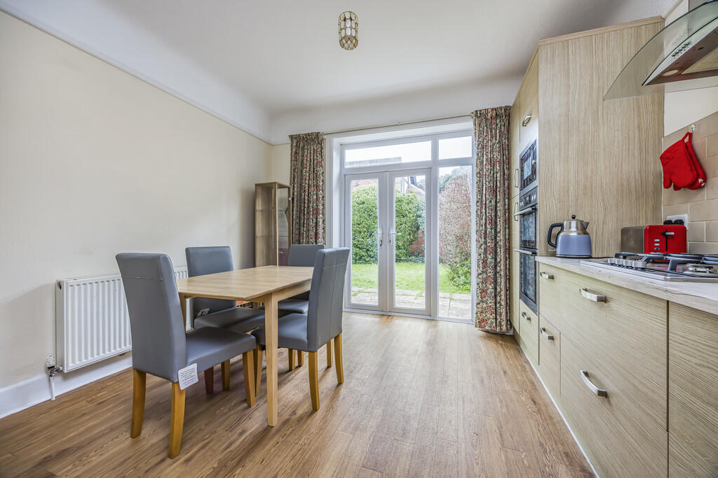 3 Newstead Road, ...