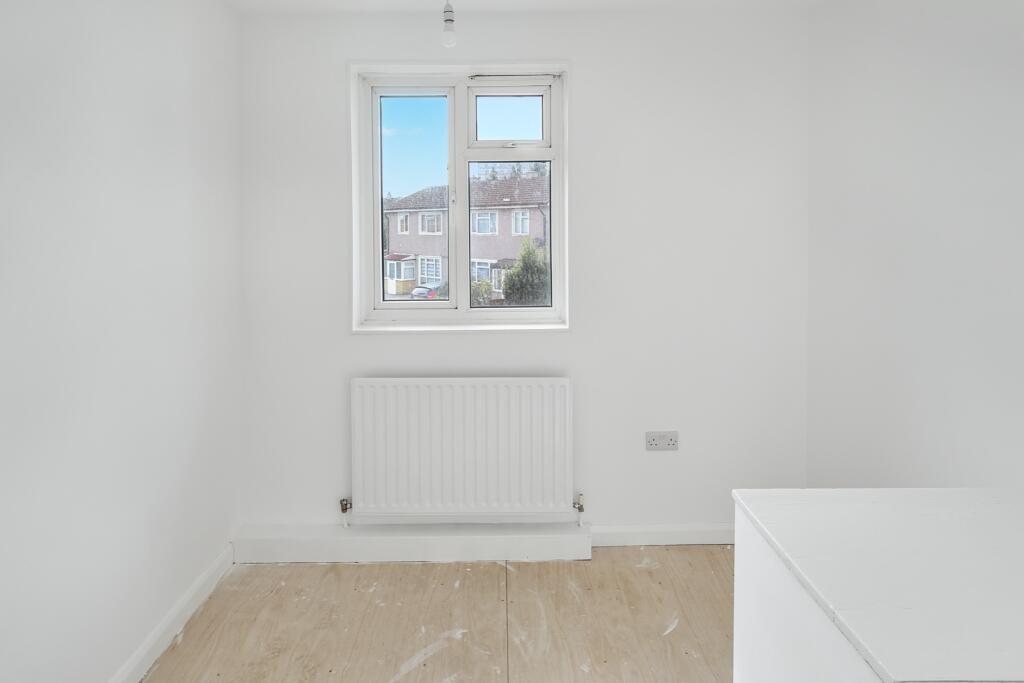 11 Beech Gardens, Dagenham, Essex, RM10 9TS