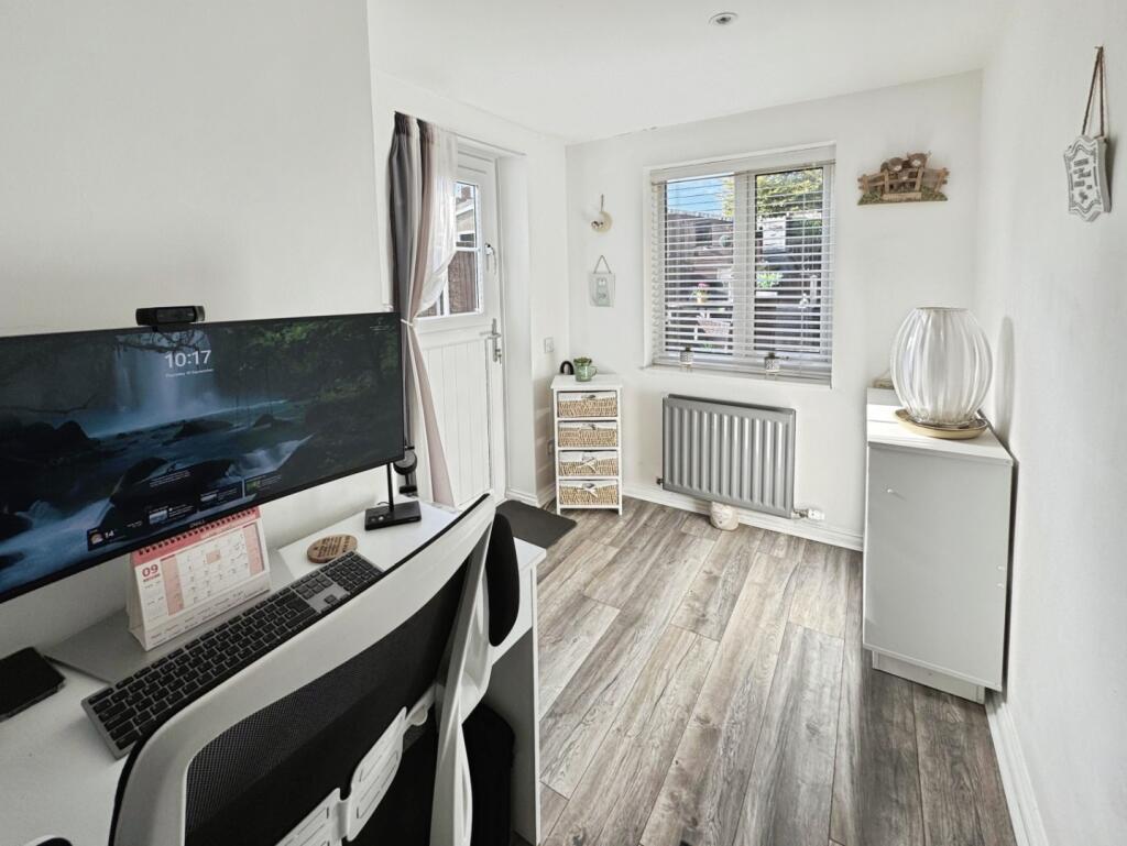 pbox-bedroom-339709.jpg