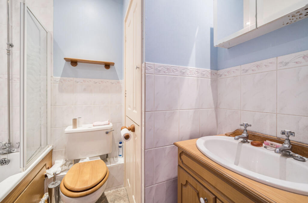 1324401-8-686d1b1...