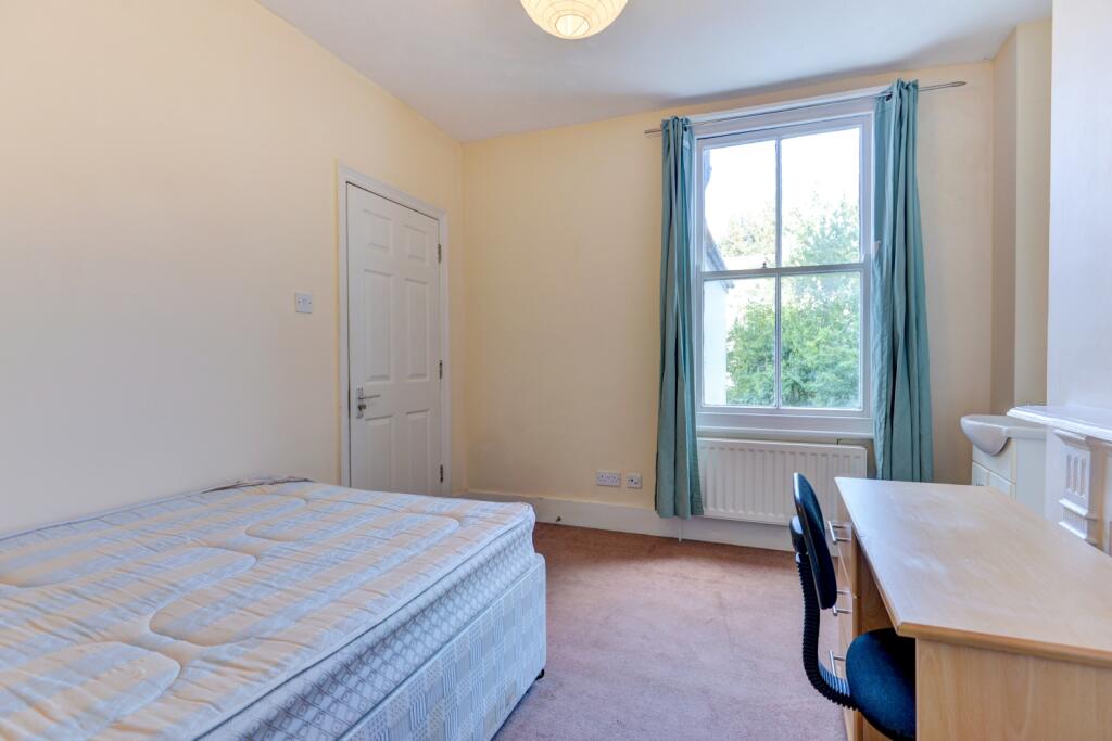 84 Brading Road Bedroom 4