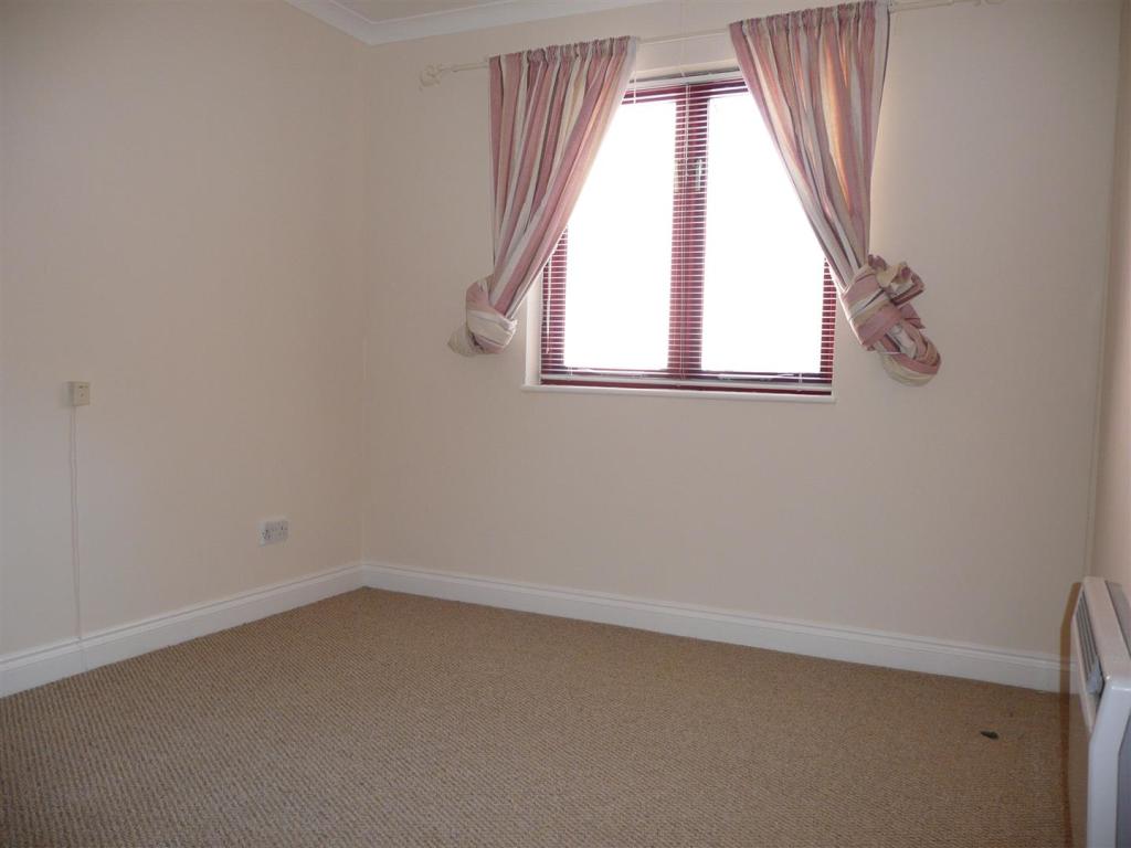Bedroom.JPG