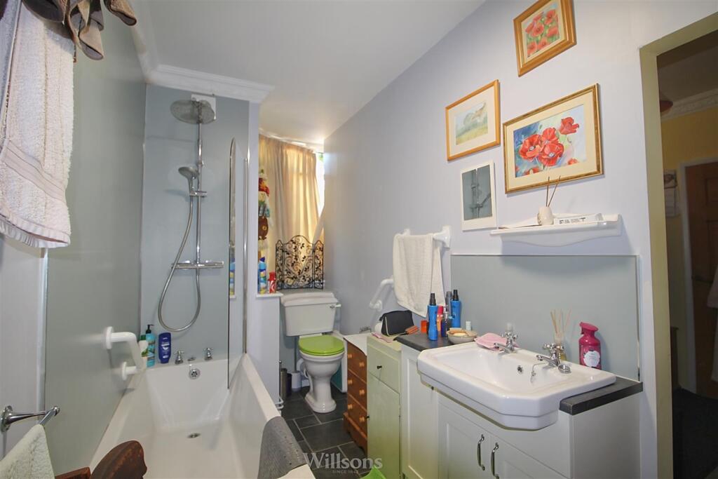 Annexe Bathroom
