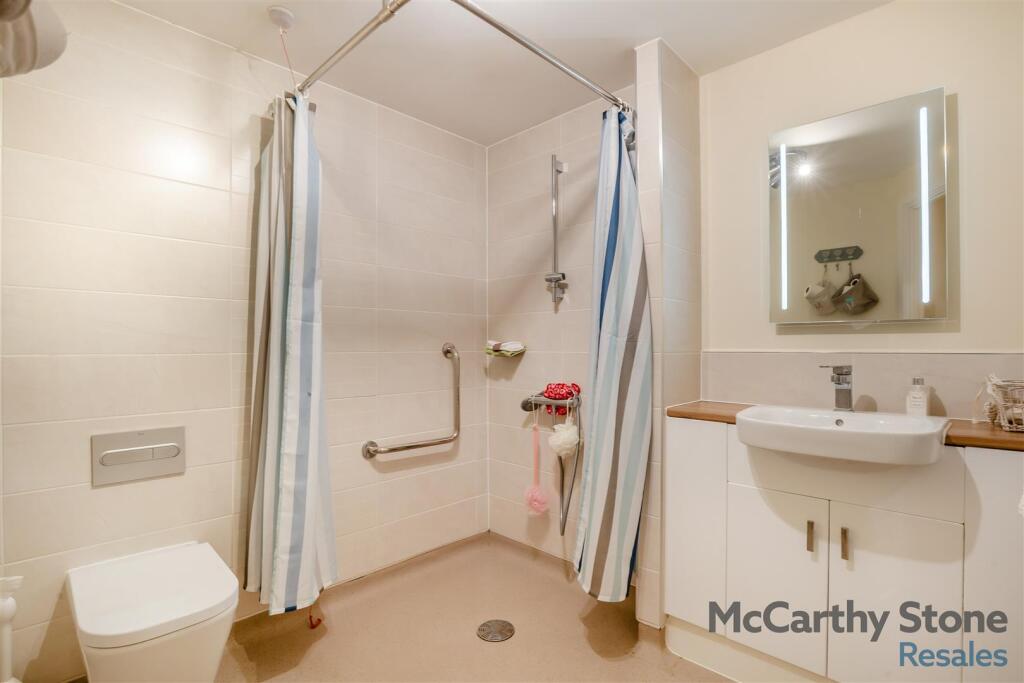 8647830-interior07.jpg