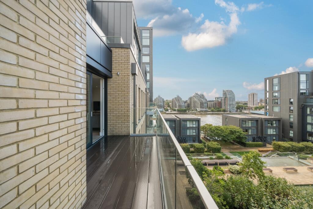 1349918-15-68b9a2...