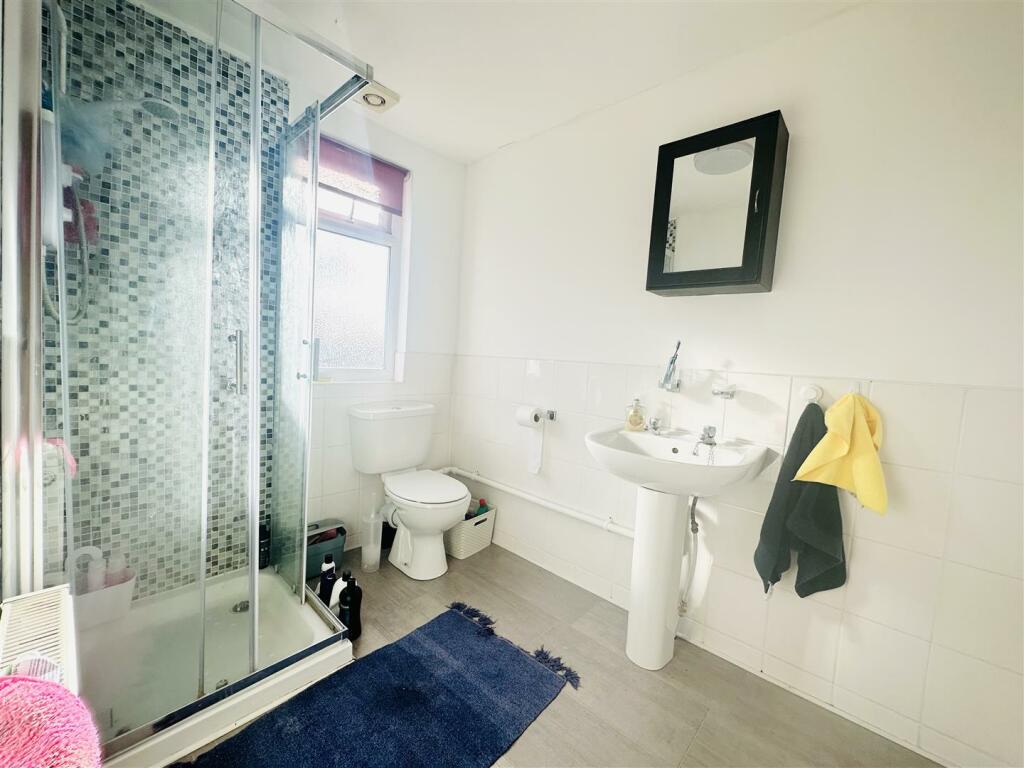 Bathroom 2