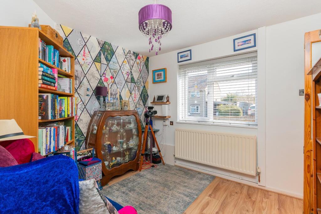 0B2TRCS - Sitting Room A.jpg