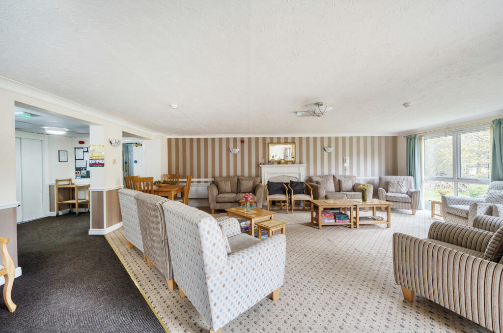Communal Lounge