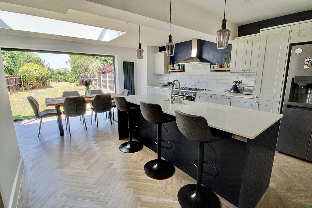 11. Living Dining Kitchen