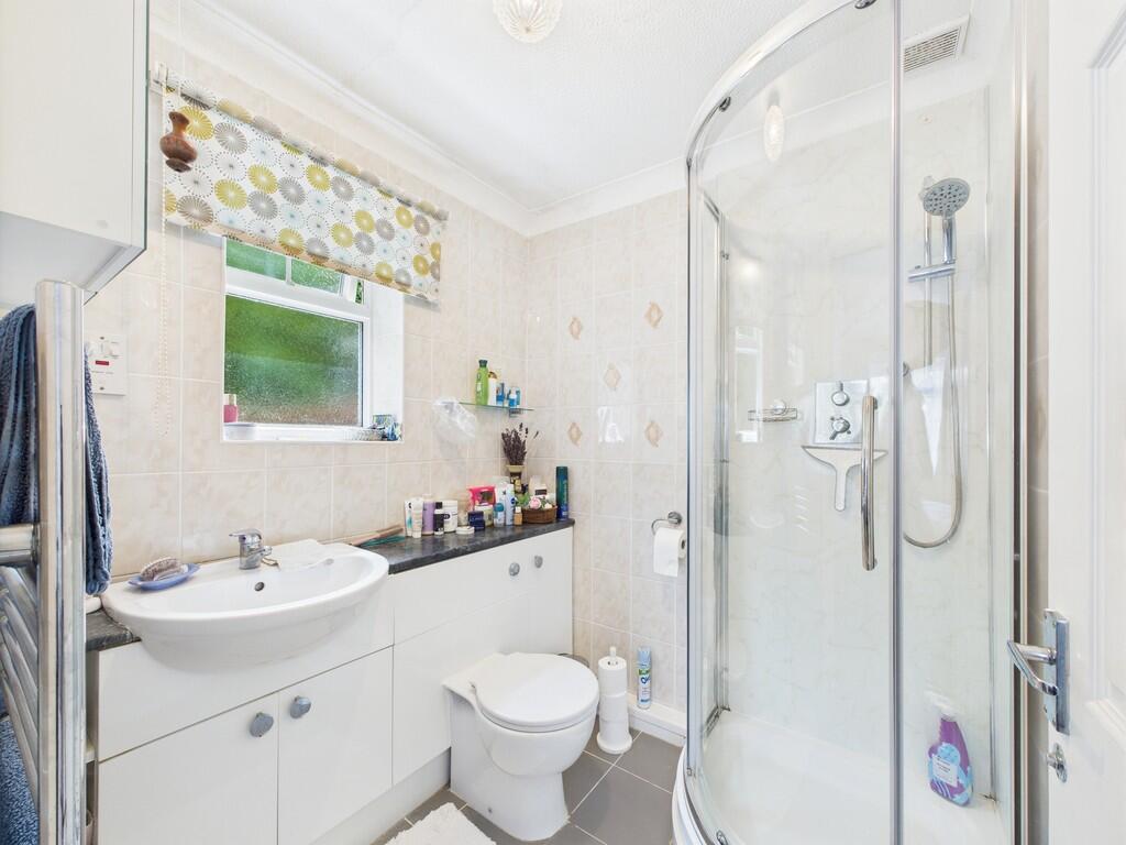 CAM04018G0-PR0260...