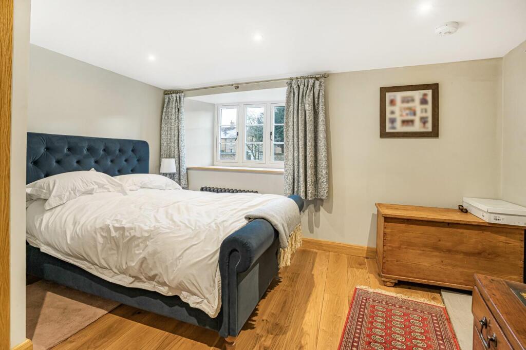 Barleymow, The Green