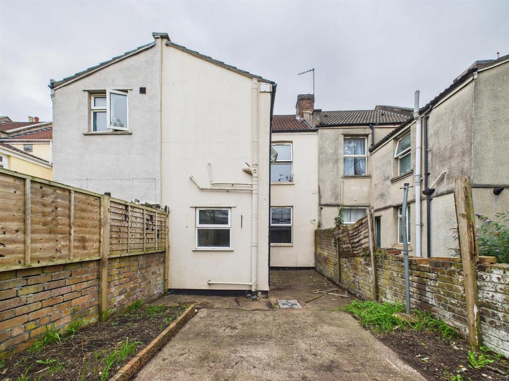 8 - 2 Bedroom House.jpg