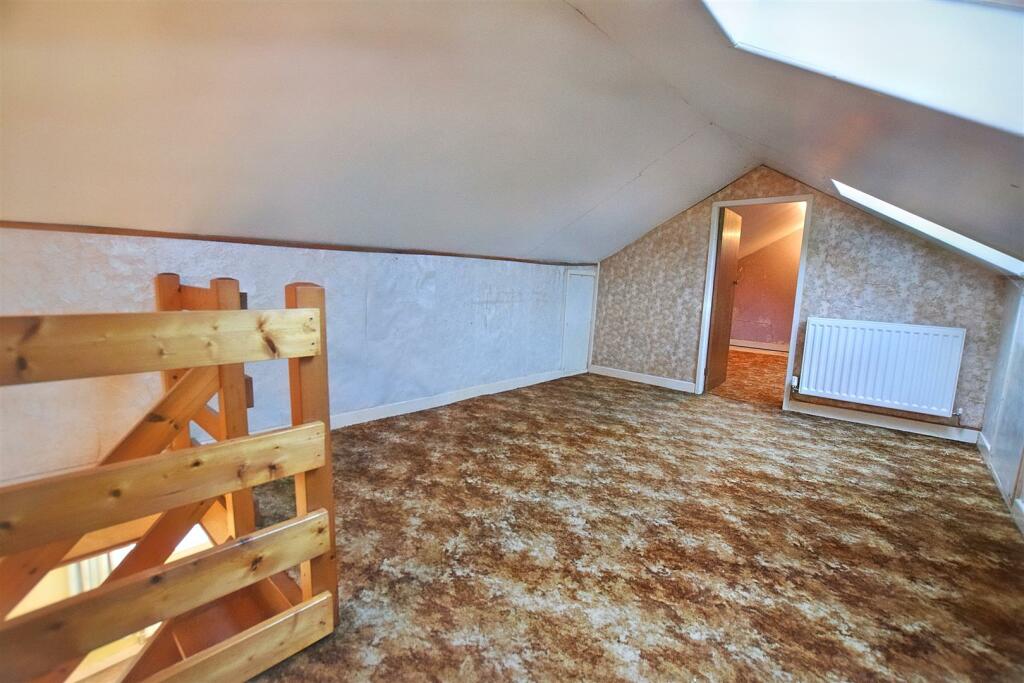 Loft Room 1