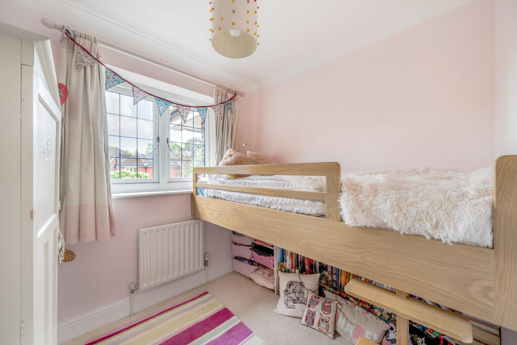 1295440-14-682df1...