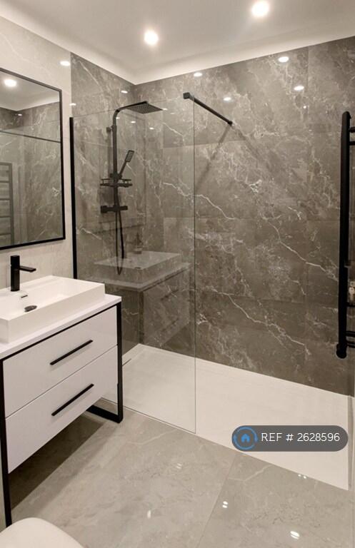 Walkin Shower