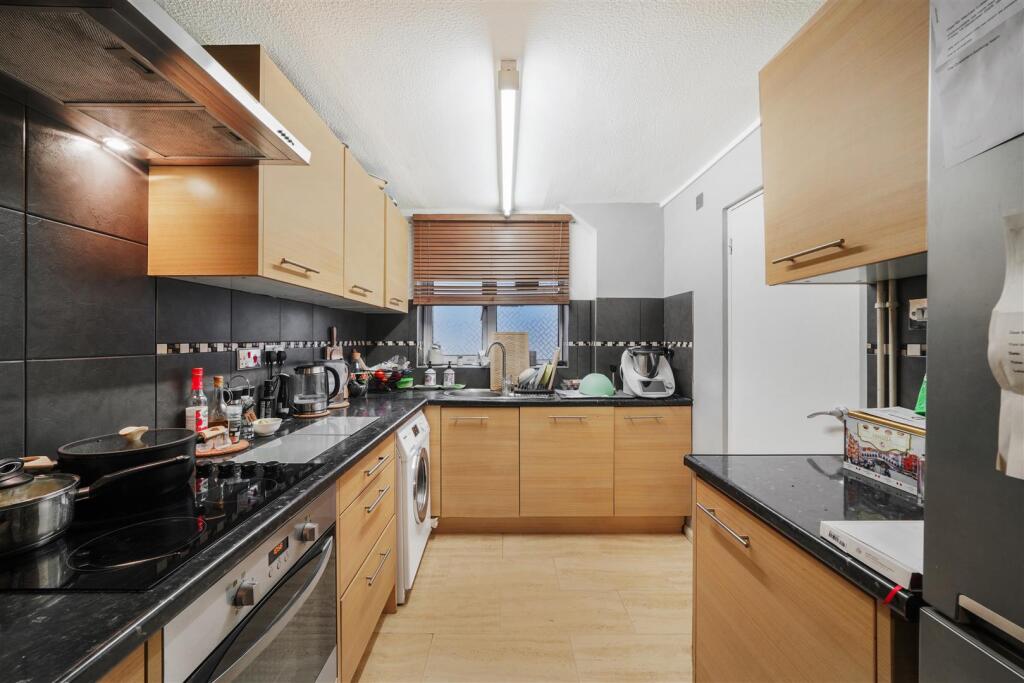 6 Salmond Close - 5cpYteviQuQpcyyZiGY8.jpg