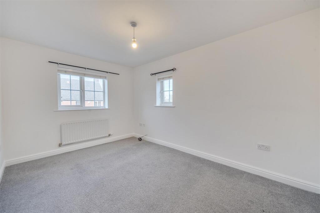 6 The Old Woodyard, Silverstone (18).jpg