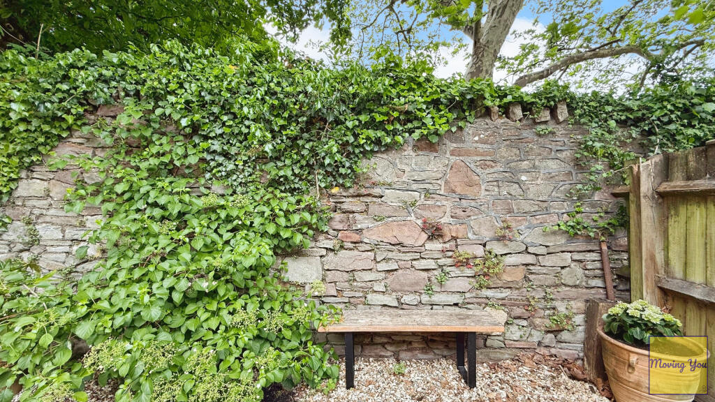 Garden wall
