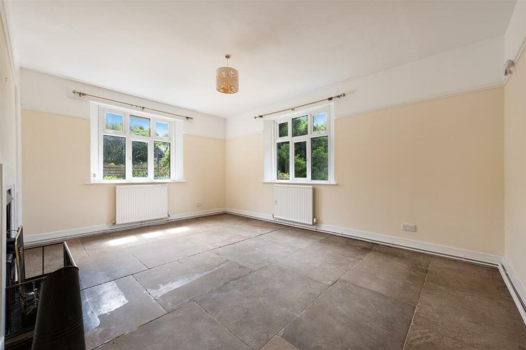 HYDE FARM HOUSE  (1).jpg