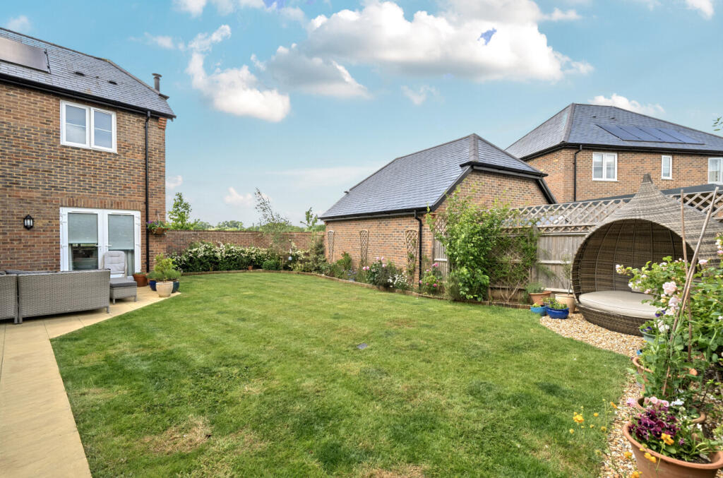 1301017-6-683718c...