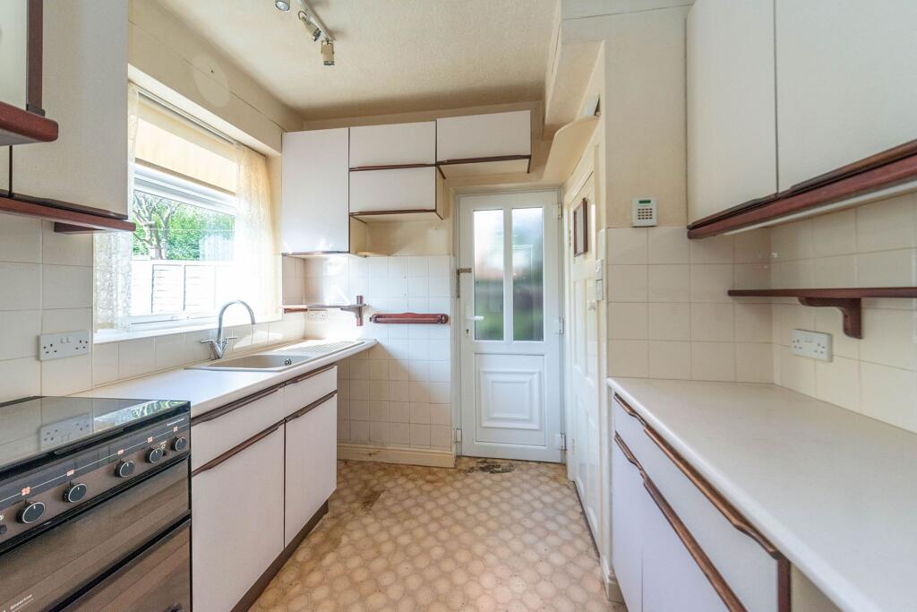 KITCHEN, LIVING ROOM AND DINING ROOM