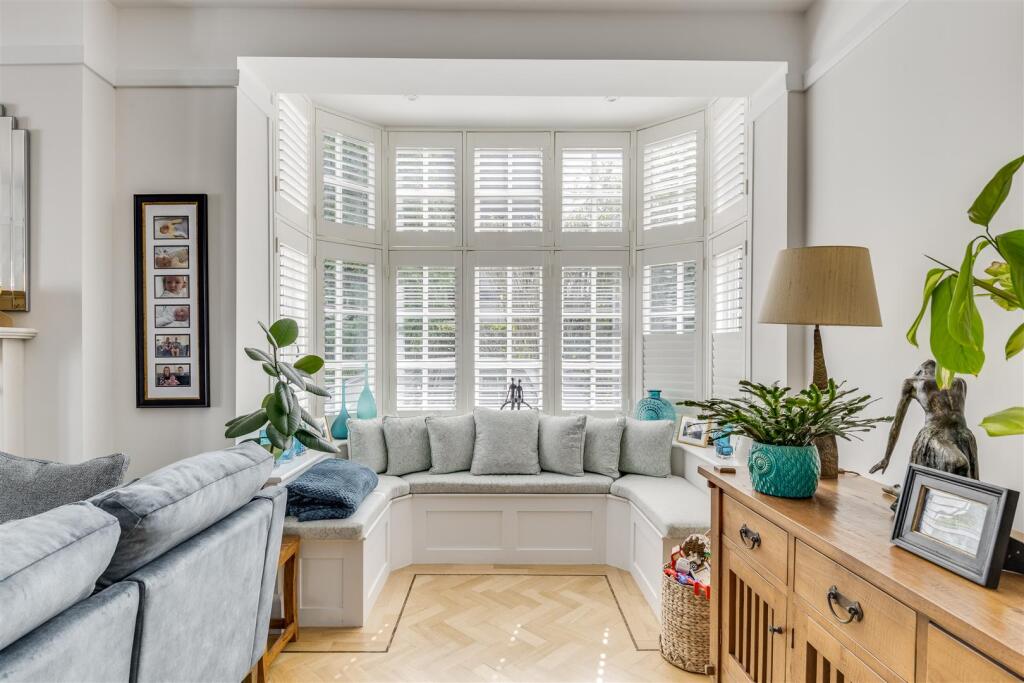 Norton Way South 334-28.jpg