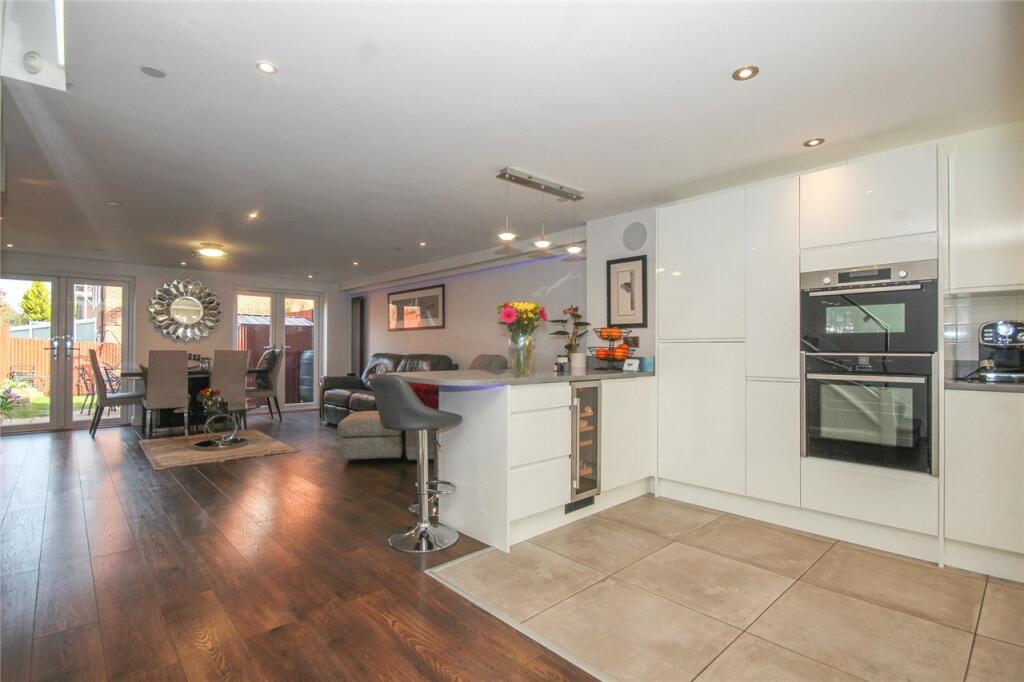 Kitchen/Family Room