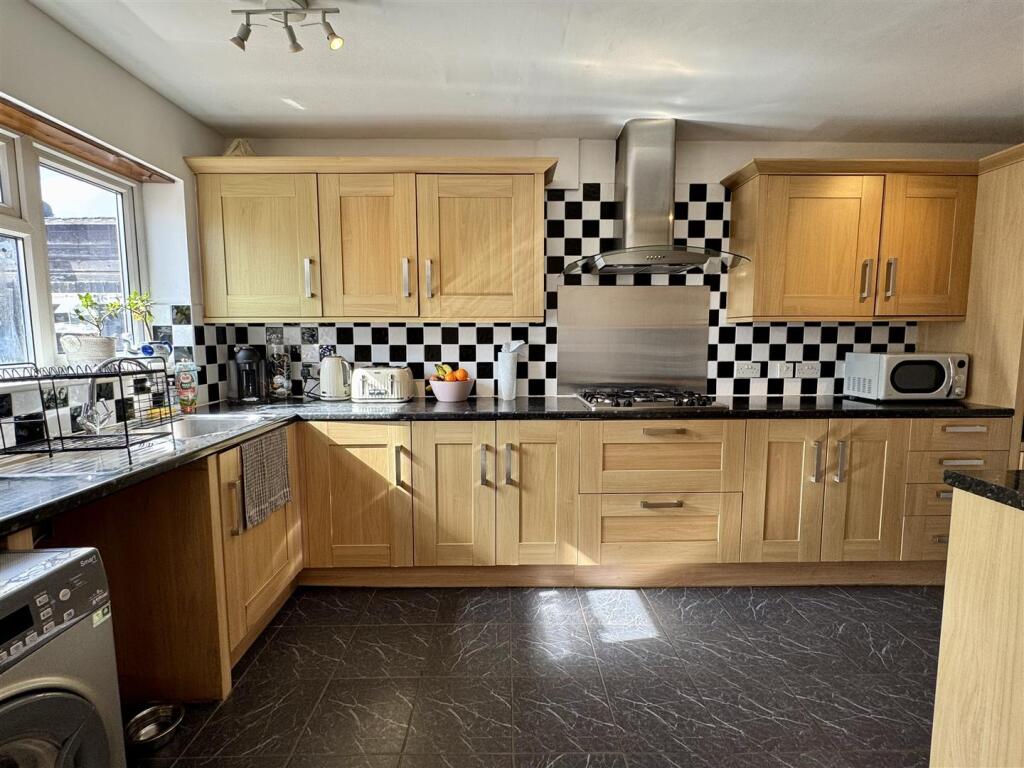 Kitchen Breakfast Room