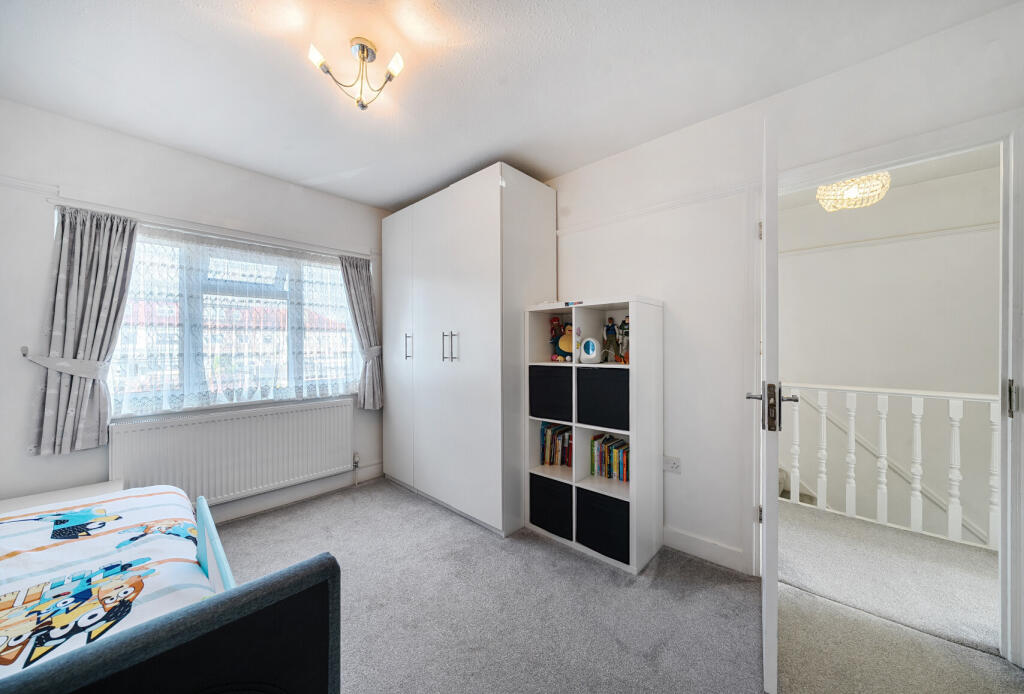 1349879-4-68c0062...