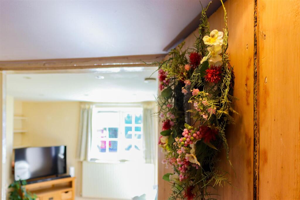 11. Reception 1.4.jpg