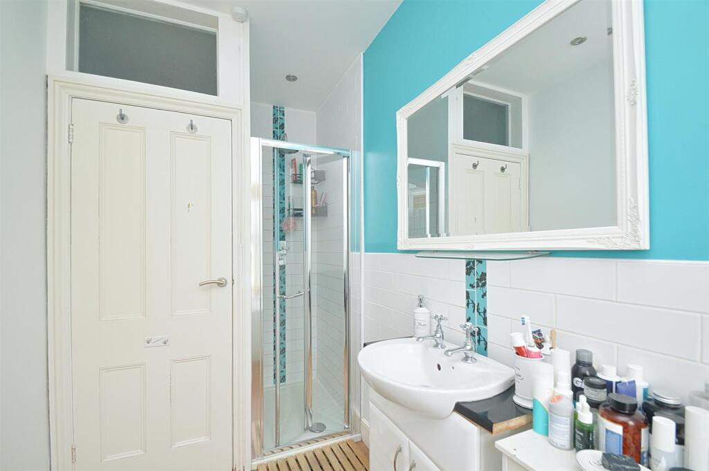 resizedBathroom2.jpg