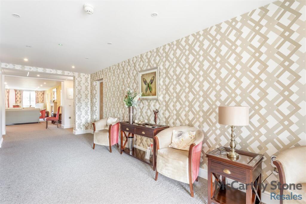 8657563-interior21.jpg