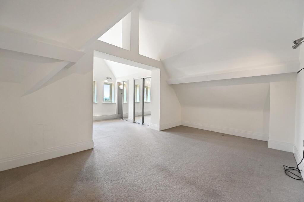 RCTEC- Flat 27, 2 Havana Drive- bedroom B3 (1).jpg