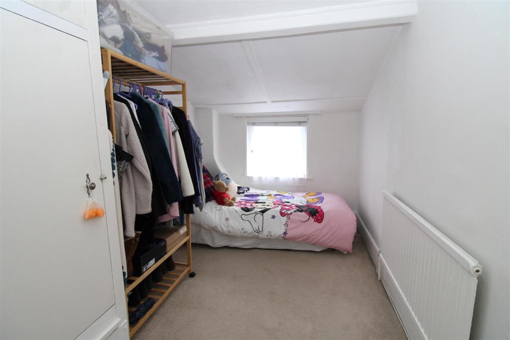 bed 3.JPG