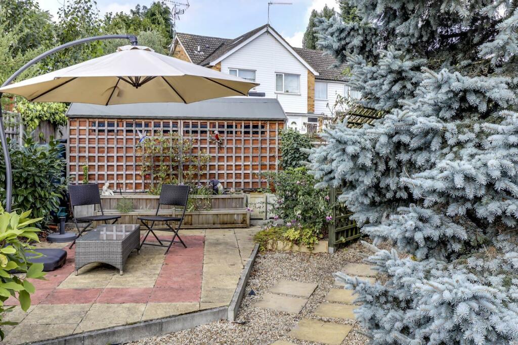 Sunny West Facing Rear Garden