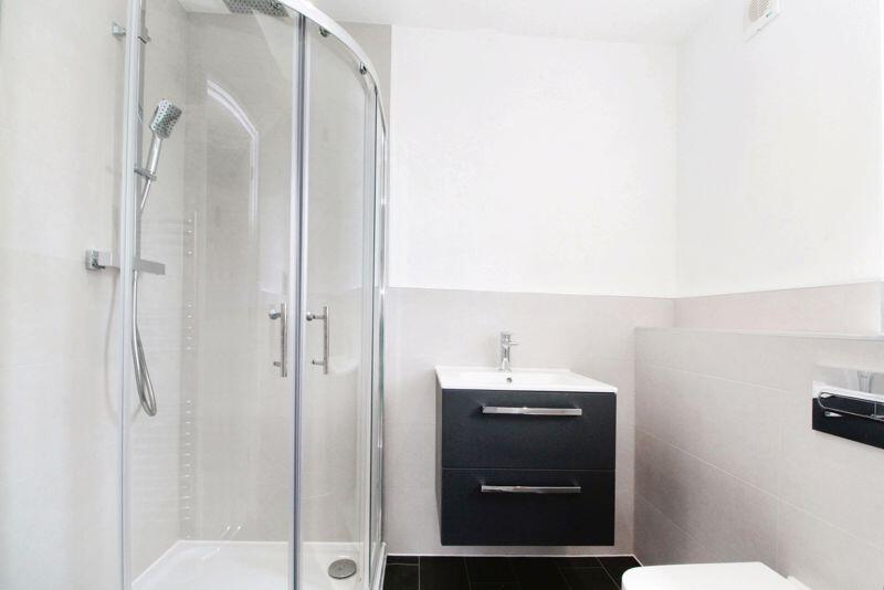 Bedroom One En-Suite