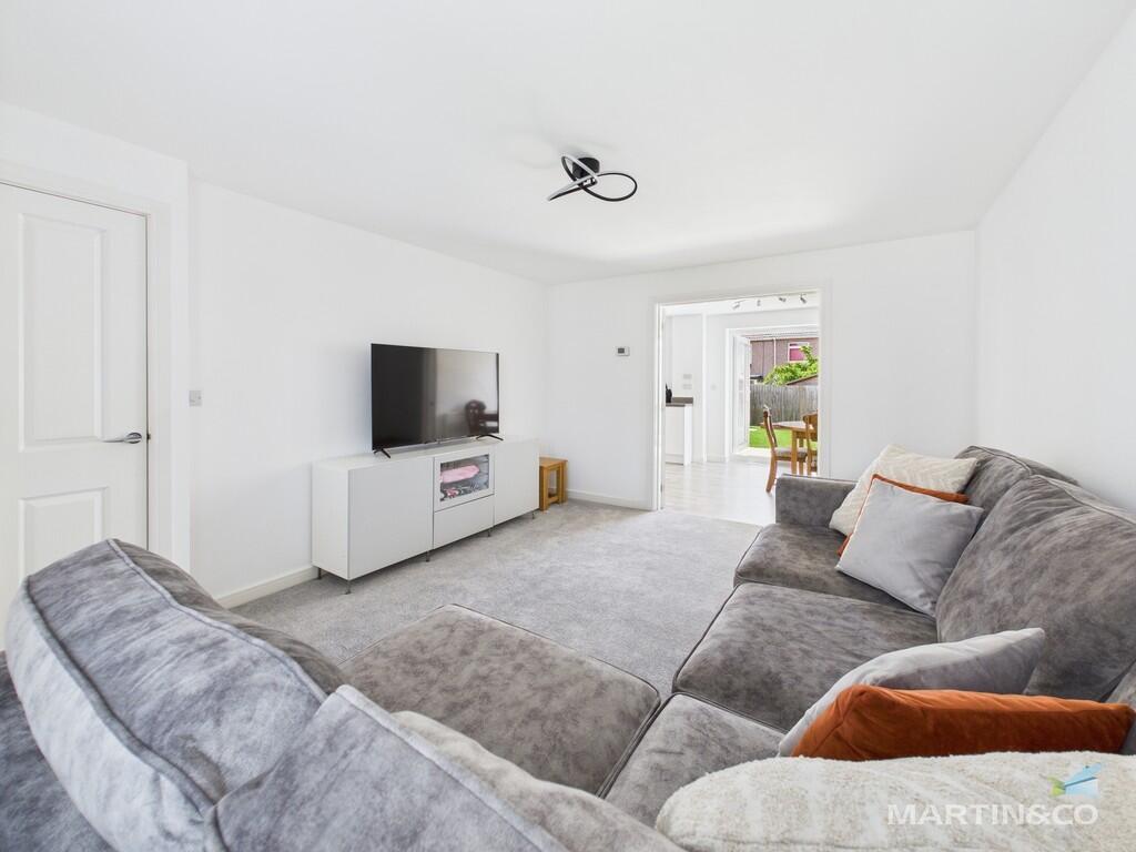 CAM03111G0-PR0348...