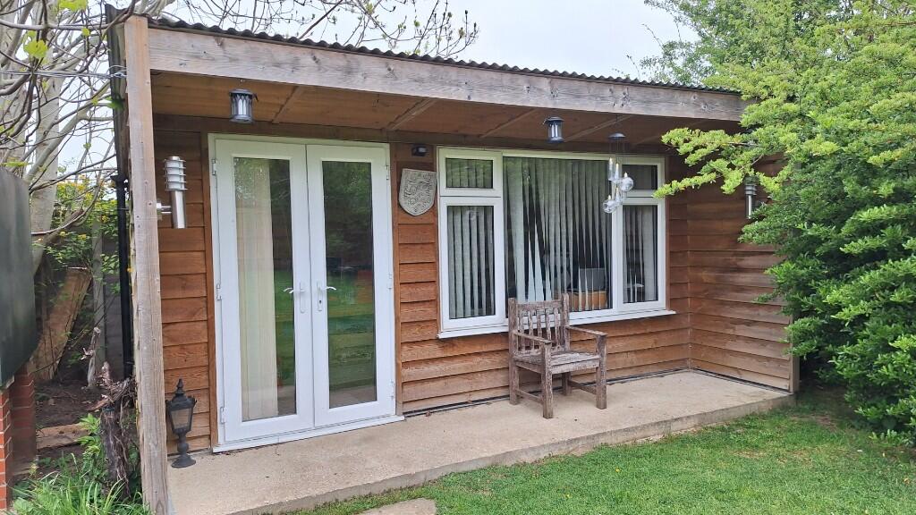 Garden room