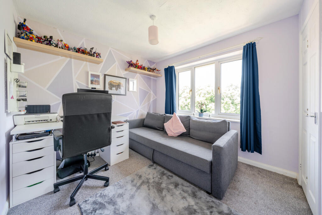 1303840-16-684c13...