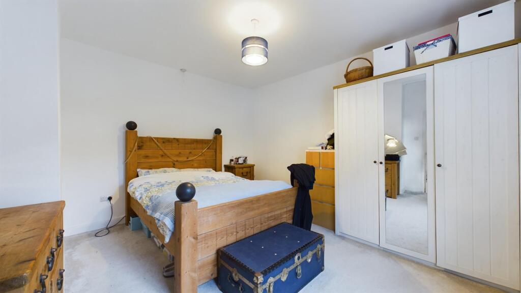 bed 1
