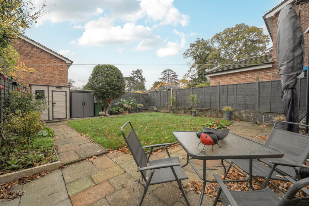 1374623-22-690de5...