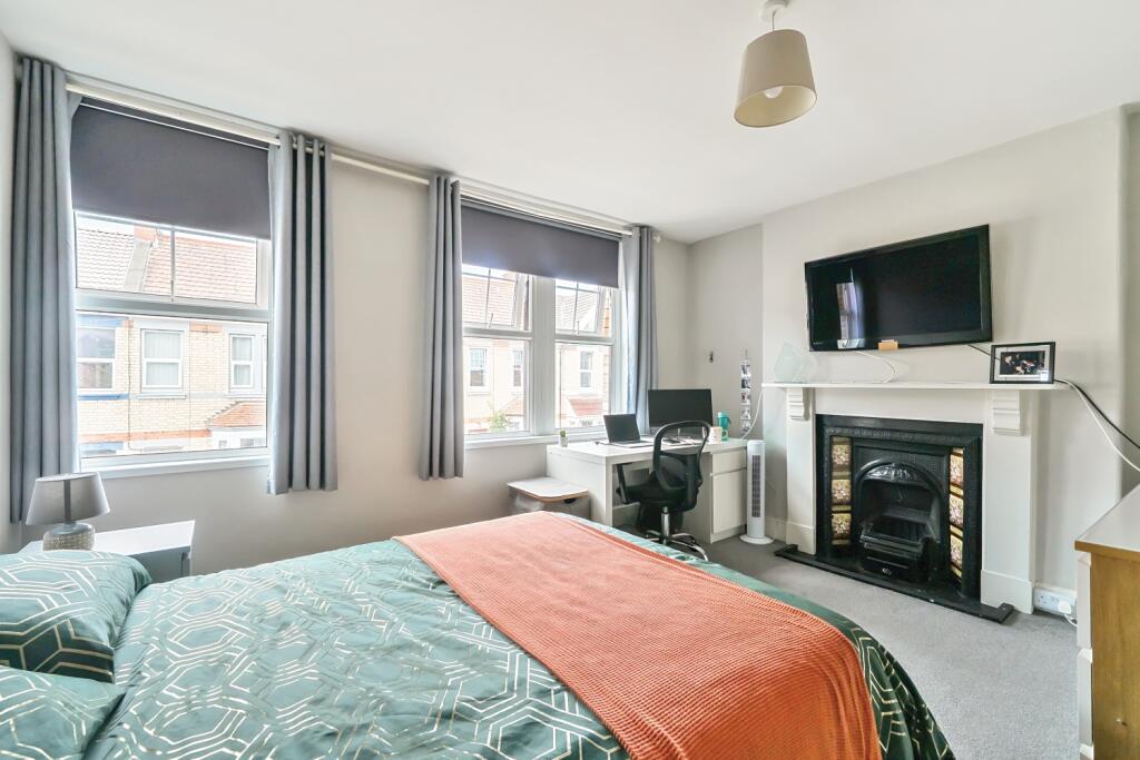 1324436-8-6875187398de6