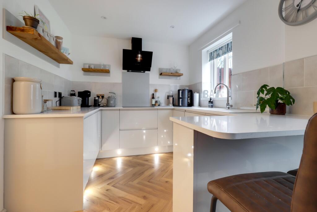 4- Rob Hammond EweMove Pontefract