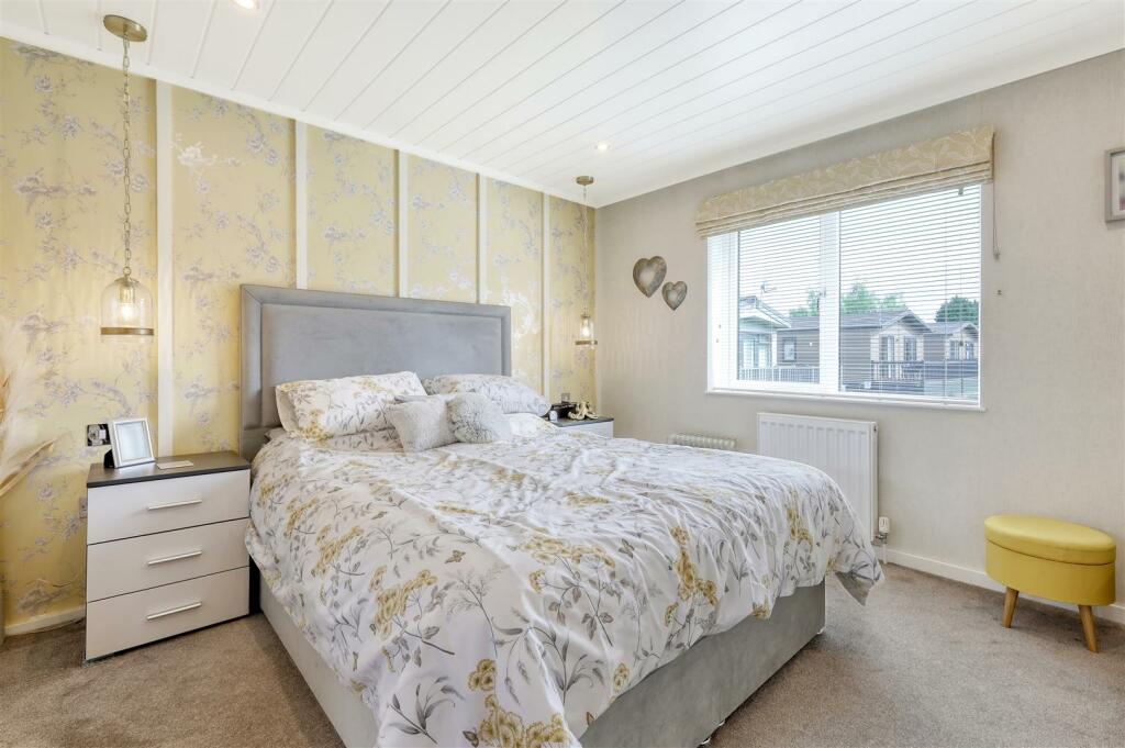 IMG_7259_5 copy 2.jpg