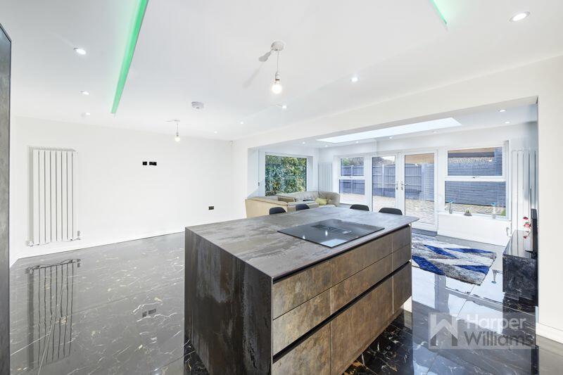 Open Plan Heart of Home