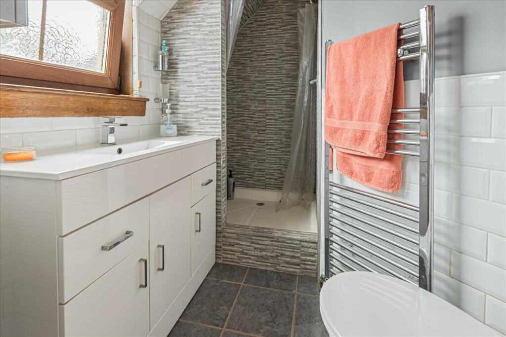 Master En-Suite