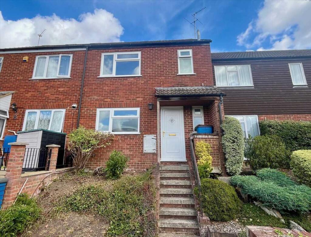 Kemp Place, Bushey, WD23.