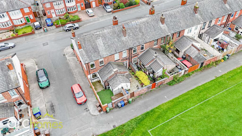 dji_fly_20251014_152200_0915_1760452193839_photo.j