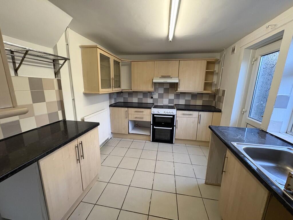 Kitchen 1